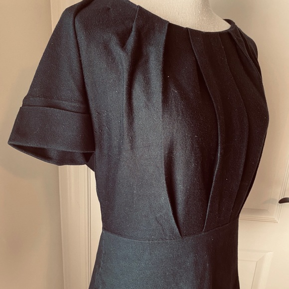 Black top - Picture 2 of 2